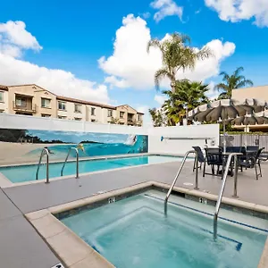 Western Alamitos & Hotel